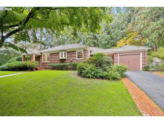 8420 SW Birchwood Rd, Portland, OR 97225