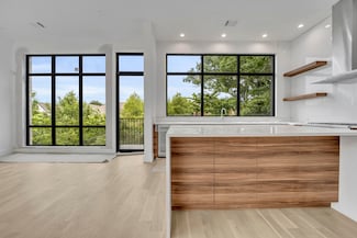 610 N Oak Cliff Blvd Unit 303, Dallas, TX 75208