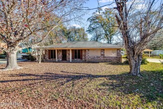 212 Amanda Dr, Lafayette, LA 70507