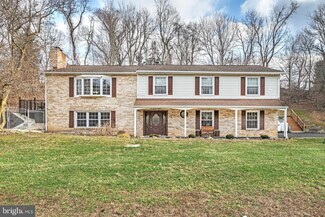 2955 Honey Valley Rd, Dallastown, PA 17313