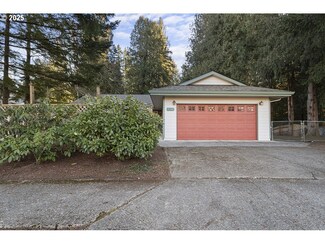 36700 Dubarko Rd, Sandy, OR 97055
