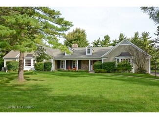 678 Old Barrington Rd, North Barrington, IL 60010