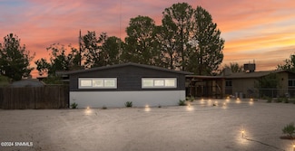 925 Aliyah Rd, Las Cruces, NM 88007