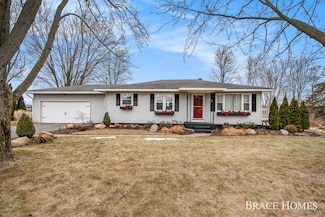 533 Arthur St, Marne, MI 49435