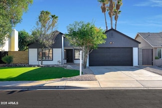 613 W Rosemonte Dr, Phoenix, AZ 85027