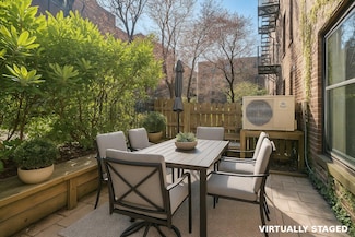 131 Barrow St Unit GB, New York, NY 10014