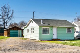 107 W Midway St, Filer, ID 83328
