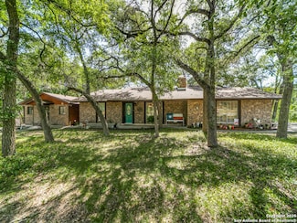 405 Sisterdale Rd, Boerne, TX 78006