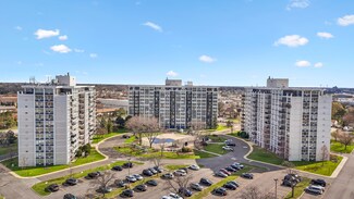 8801 W Golf Rd Unit 7G, Niles, IL 60714