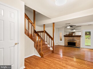 101 Amity Dr, Chesterbrook, PA 19087