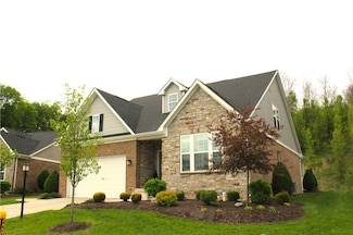 218 Saint Andrews Dr, Canonsburg, PA 15317