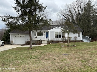 400 W Ridgecrest Dr, Kingston, TN 37763
