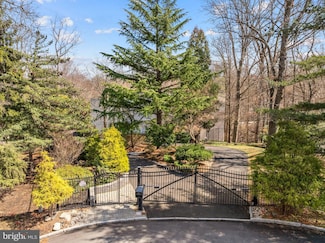 1351 Bobarn Dr, Penn Valley, PA 19072