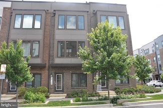 16150 Bowery St, Rockville, MD 20855