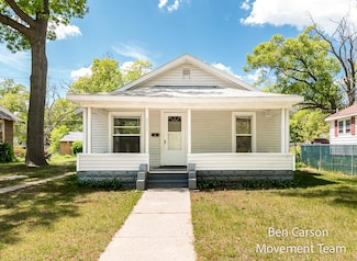 2833 Hoyt St, Muskegon, MI 49444