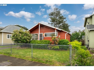 6918 SE Center St, Portland, OR 97206