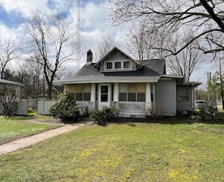 607 W High St, Dowagiac, MI 49047