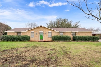 113 Jo Betsy Dr, China Spring, TX 76633