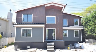 141 Flamingo St, Atlantic Beach, NY 11509