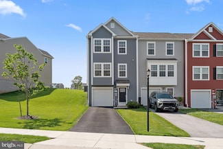 92 Ayrshire Dr, Hanover, PA 17331