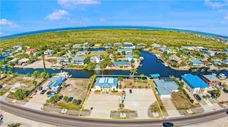 3226 Stringfellow Rd, Saint James City, FL 33956