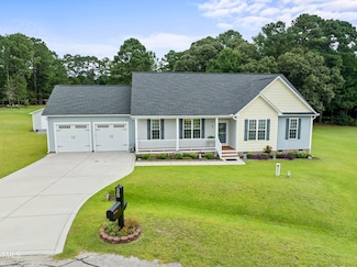 38 Mayfield Cir, Willow Spring, NC 27592