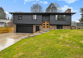 1149 Cadet Ln, Kalamazoo, MI 49009