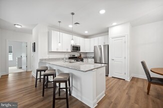 222 Harvin Way, Brookhaven, PA 19015