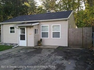 1412 Walsh St, Lansing, MI 48912