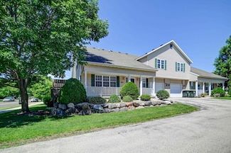 882 Chandler Ln, Sun Prairie, WI 53590