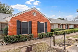 5030 Lake Shore Dr, Waco, TX 76710