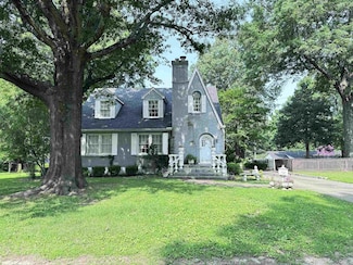 582 N 4th Ave, Piggott, AR 72454