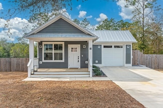 342 E Renoir Rd, Defuniak Springs, FL 32433