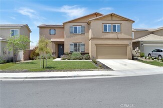 1016 Hazel Ct, Beaumont, CA 92223