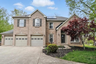 415 Forest Edge Dr, South Lebanon, OH 45065