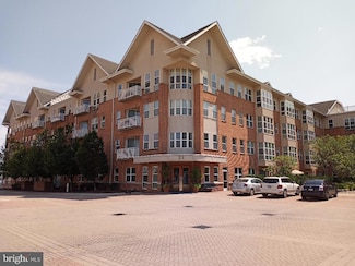 23 Pierside Dr Unit 203, Baltimore, MD 21230