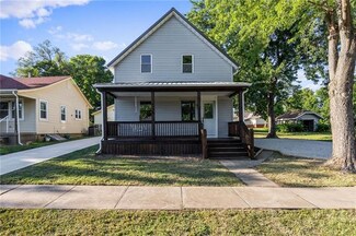 335 W 7th Ave, Garnett, KS 66032