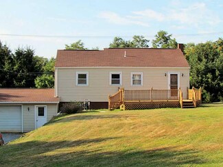 3140 Bennetts Run Rd, Beaver Falls, PA 15010