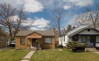 2910 Alexander St, Fort Wayne, IN 46806