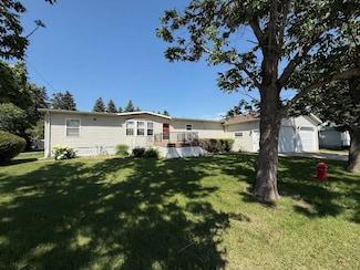 212 C Ave E, Lakota, ND 58344