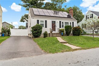 281 S Clarendon St, Cranston, RI 02910
