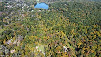 12 Pond Hollow Rd, Vernon Township, NJ 07461