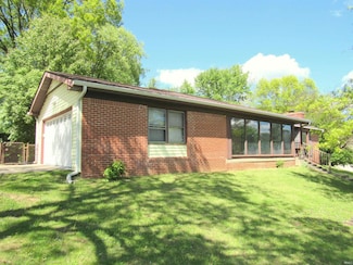 4401 E Cambridge Ct, Bloomington, IN 47408