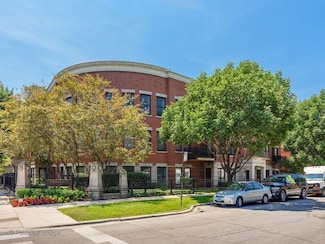 807 W 14th Place Unit 3B, Chicago, IL 60608
