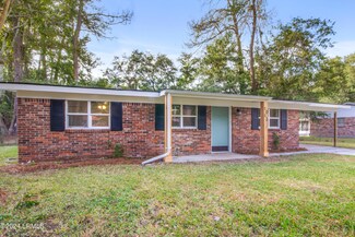 1012 Pecan St, Beaufort, SC 29906