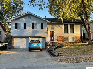 11222 Washington St, Omaha, NE 68137