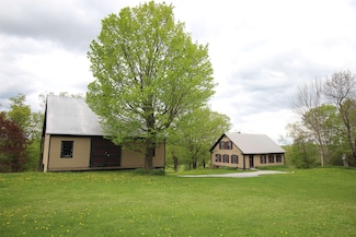 3091 Baptist St, Williamstown, VT 05679