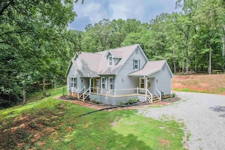 635 Jenny St, Selmer, TN 38375