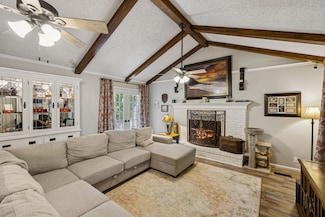 1722 Haynes Dr, Murfreesboro, TN 37129