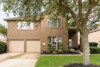 3905 Austin Lake Ct, Pearland, TX 77581